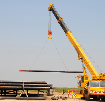 Guindaste hidráulico para içamento de cargas pesadas